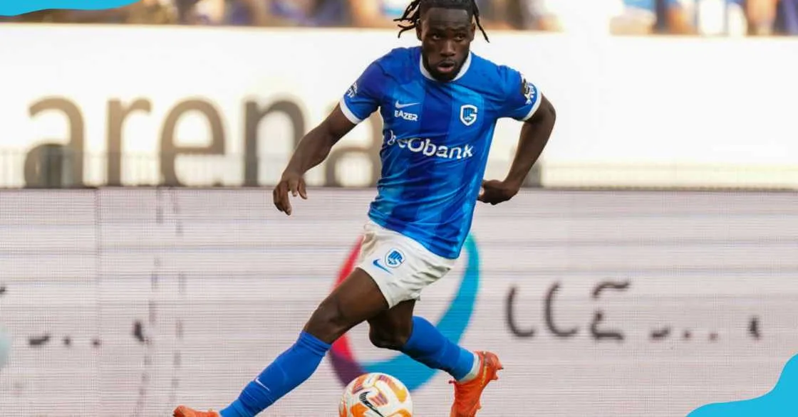 A player carrying the ball forward during a European league match